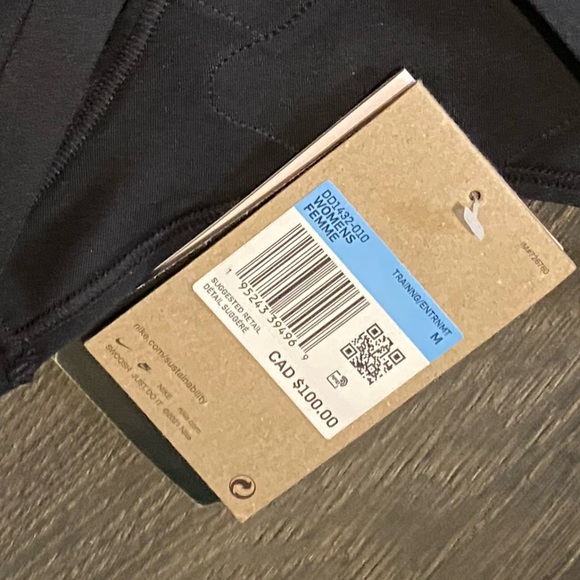 Nike Black Sports Tank/Bra with laces -New with Tags - Picture 3 of 3